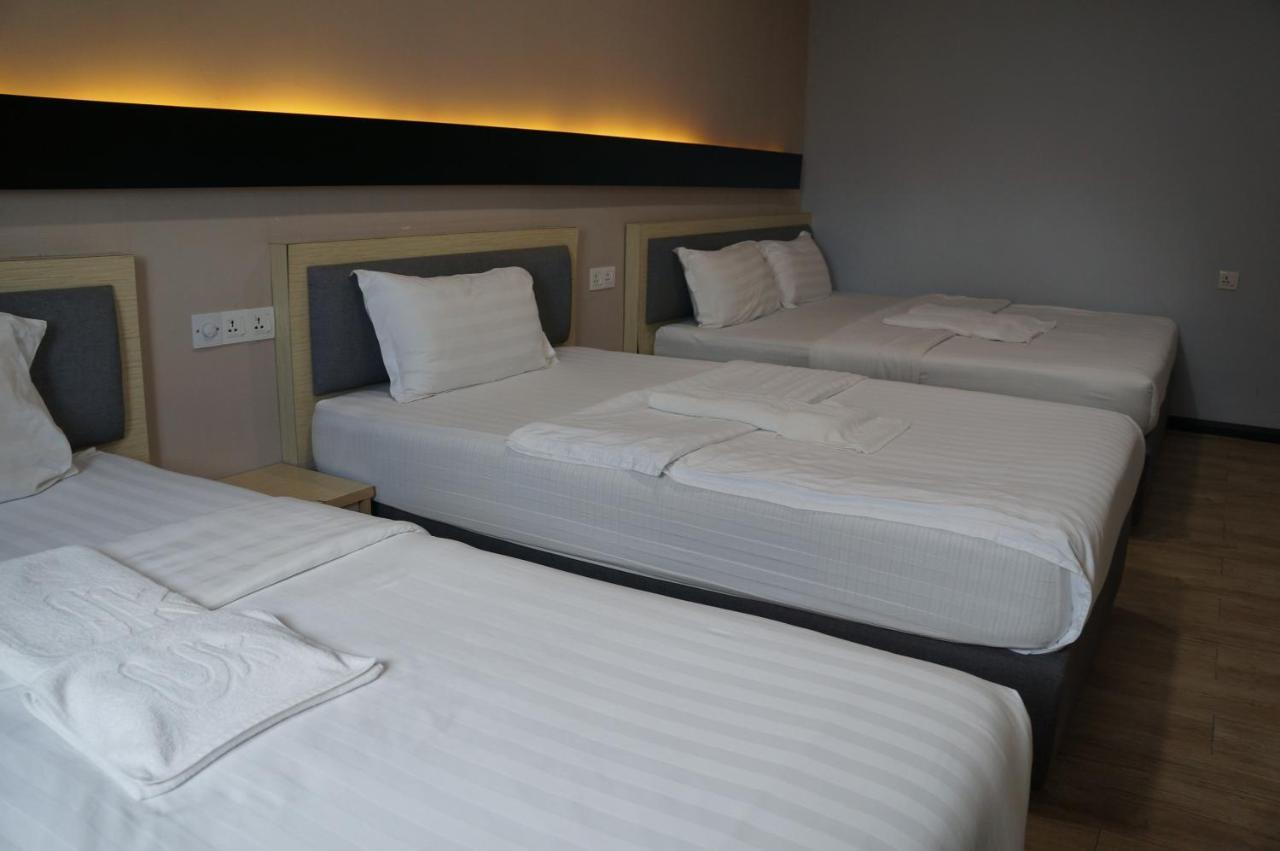 Unikarya Lodge Kota Kinabalu Ngoại thất bức ảnh