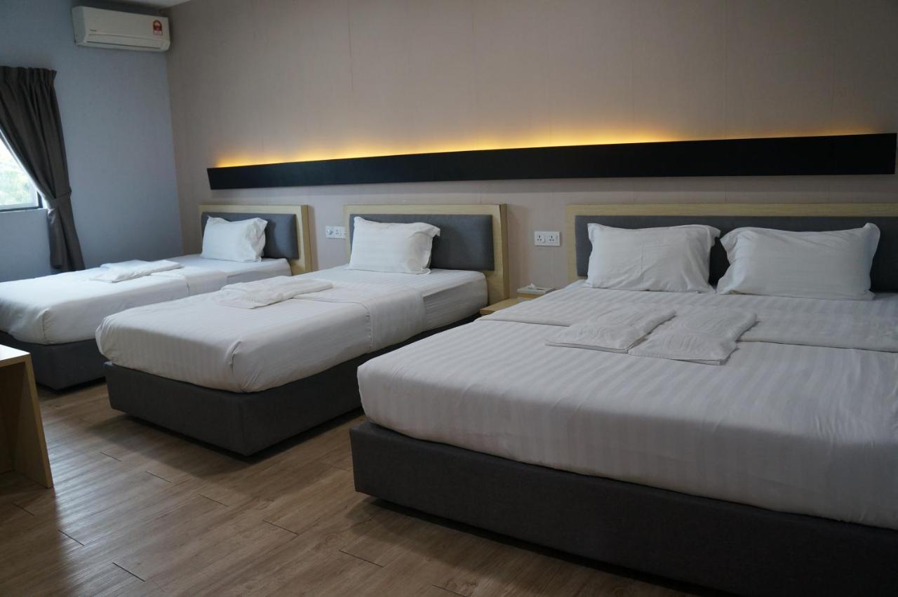 Unikarya Lodge Kota Kinabalu Ngoại thất bức ảnh