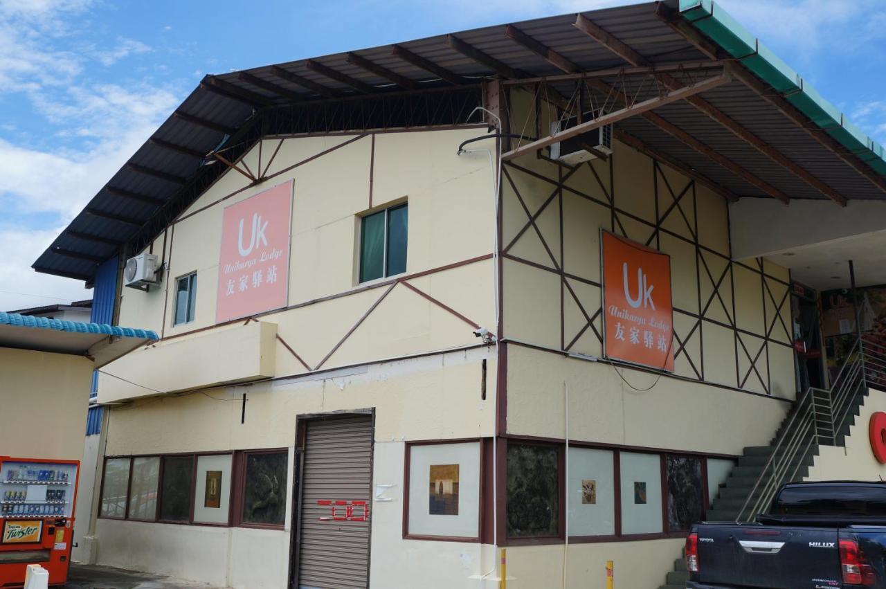 Unikarya Lodge Kota Kinabalu Ngoại thất bức ảnh