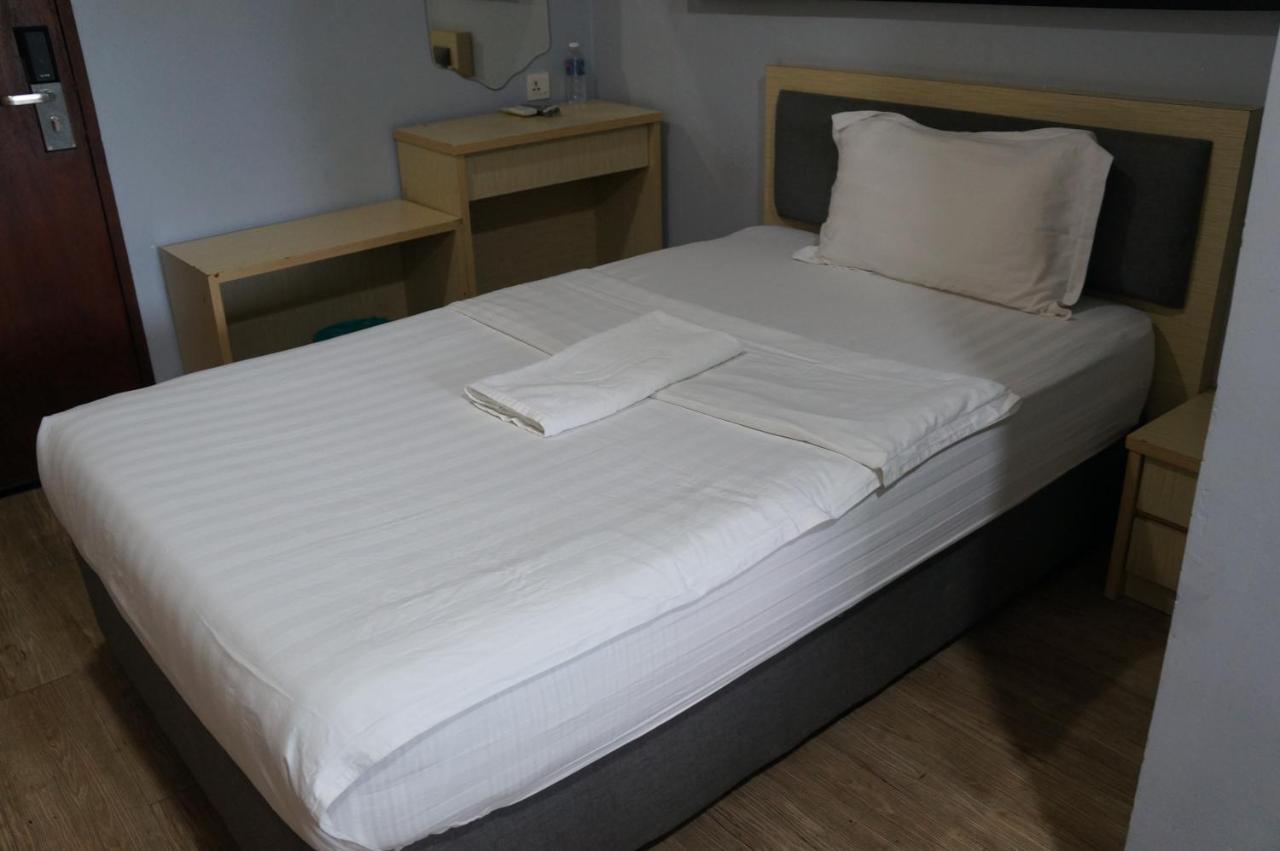 Unikarya Lodge Kota Kinabalu Ngoại thất bức ảnh
