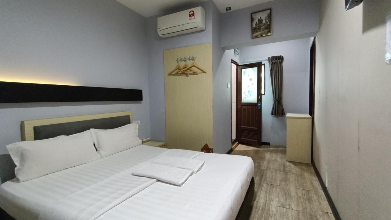 Unikarya Lodge Kota Kinabalu Ngoại thất bức ảnh